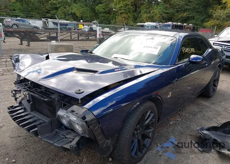 2015 Dodge Challenger R/T Scat Pack from USA, damaged, VIN 2C3CDZFJ2FH716137